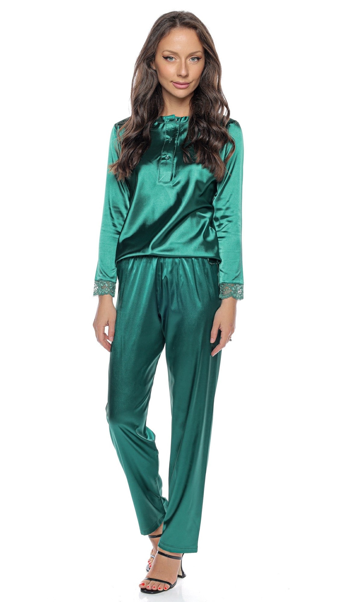 Set Pijama cu Mânecă Lungă din Satin pentru Damă – Daniela